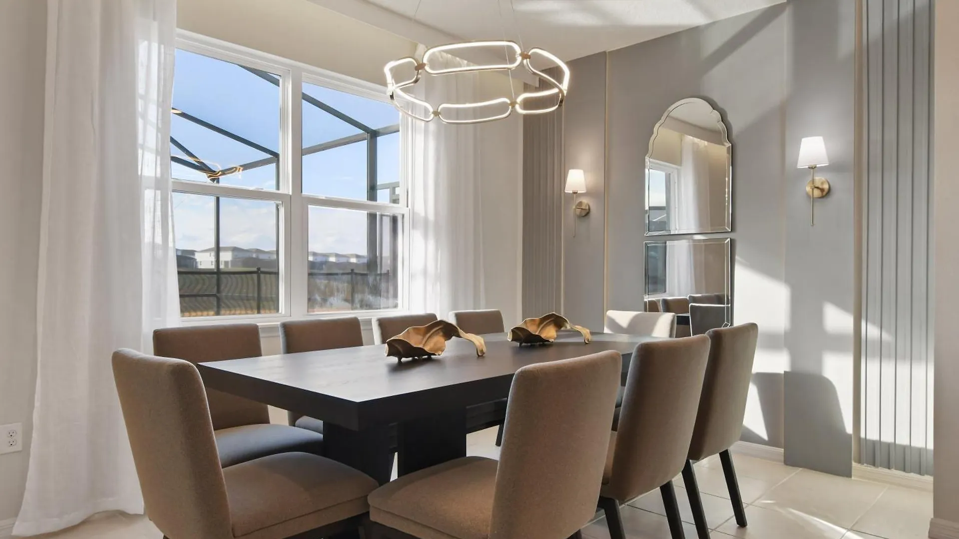 Lux Family Home In Exclusive Windsor Island Resort Davenport Holiday home